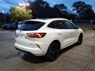 Ford Escape 2023 AWD ST-Line Elite SUV 4 puertas