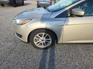 Ford Focus 2018 SE 4p Sedan