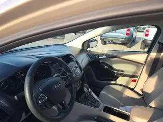 Ford Focus 2018 SE 4p Sedan