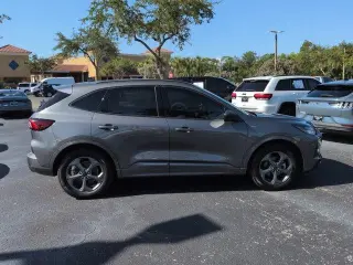 Ford Escape Hybrid 2024 ST-Line 4dr SUV