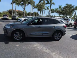 Ford Escape Hybrid 2024 ST-Line 4dr SUV