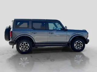 Ford Bronco 2023 4x4 Outer Banks 4p SUV