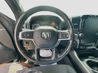 Ram 1500 2021 4x2 Big Horn 4p Cabina Tripulacion 5.6 ft. SB Pickup