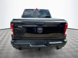 Ram 1500 2021 4x2 Big Horn 4p Cabina Tripulacion 5.6 ft. SB Pickup