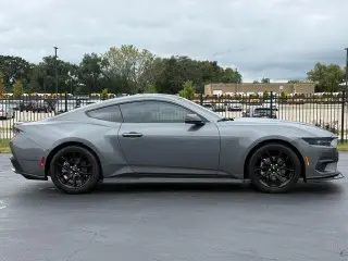 Ford Mustang 2025 EcoBoost Premium 2dr Fastback