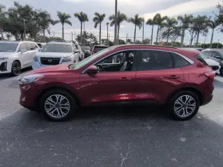 Ford Escape Hybrid 2021 SEL 4dr SUV