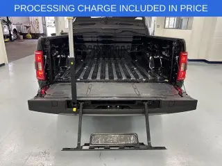 Ford F-150 2023 4x4 XLT 4p SuperCrew 6.5 ft. SB