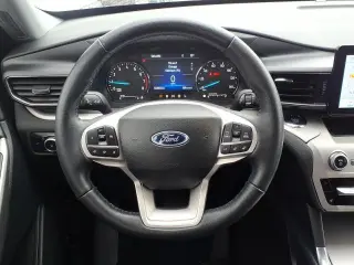 Ford Explorer 2023 AWD XLT 4dr SUV