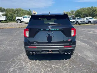 Ford Explorer 2023 AWD ST 4dr SUV