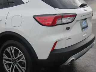 Ford Escape 2022 SEL 4dr SUV