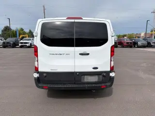 Ford Transit 2024 350 XL 3dr LWB Bajotecho Furgón de Pasajeros