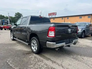 Ram 1500 2019 4x4 Big Horn 4dr Crew Cab 5.6 ft. SB Pickup