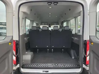 Ford Transit 2022 350 XL 3dr LMB Techo Medio Furgón de Pasajeros