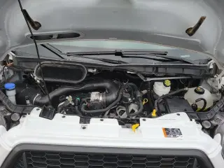 Ford Transit 2022 350 XL 3dr LMB Techo Medio Furgón de Pasajeros