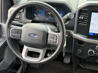 Ford F-150 2025 4x2 XLT 4dr SuperCrew 5.5 ft. SB