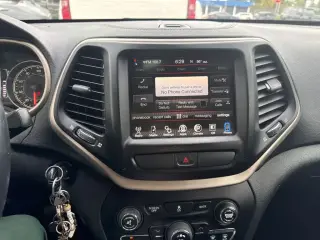 Jeep Cherokee 2016 Latitude 75th Anniversary 4dr SUV