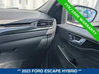 Ford Escape Hybrid 2023 ST-Line 4dr SUV
