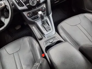 Ford Focus 2014 Titanium 4dr Hatchback
