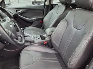 Ford Focus 2014 Titanium 4dr Hatchback