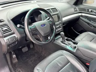 Ford Explorer 2017 AWD XLT 4dr SUV