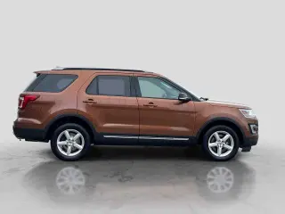 Ford Explorer 2017 AWD XLT 4dr SUV