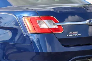 Ford Taurus 2012 Limited 4dr Sedán