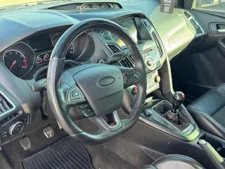 Ford Focus 2018 ST 4dr Hatchback