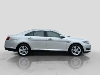 Ford Taurus 2018 AWD SEL 4dr Sedán