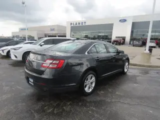 Ford Taurus 2017 SEL 4dr Sedán