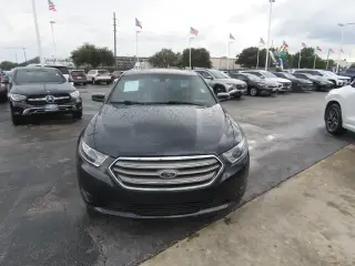 Ford Taurus 2017 SEL 4dr Sedán