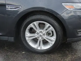 Ford Taurus 2017 SEL 4dr Sedán