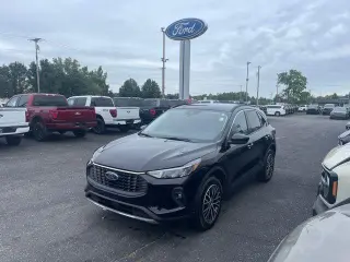 Ford Escape Plug-In Híbrido 2024 PHEV 4dr SUV