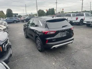 Ford Escape Plug-In Híbrido 2024 PHEV 4dr SUV
