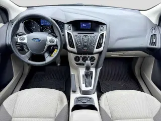 Ford Focus 2014 SE 4dr Sedán