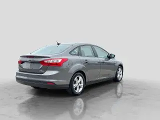 Ford Focus 2014 SE 4dr Sedán
