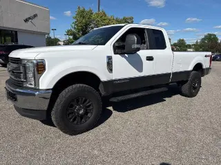 Ford F-250 Super Duty 2019 4x4 Lariat 4dr SuperCab 6.8 ft. SB Pickup