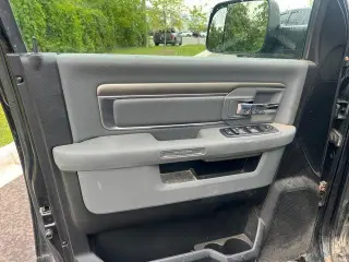 Ram 1500 2018 4x4 SLT 4dr Crew Cab 5.5 ft. SB Pickup