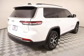 Jeep Grand Cherokee L 2023 4x4 Limited 4dr SUV