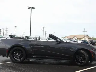 Ford Mustang 2024 EcoBoost Premium 2p Conversible