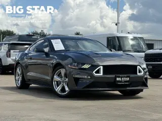 Ford Mustang 2018 GT Premium 2dr Fastback
