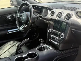 Ford Mustang 2018 GT Premium 2dr Fastback