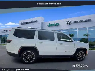 Jeep Wagoneer 2022 4x2 Serie II 4puertas SUV