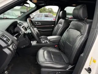 Ford Explorer 2017 AWD Platinum 4dr SUV