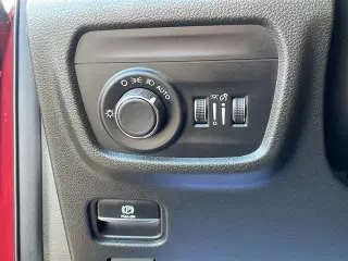 Jeep Grand Cherokee 2023 4x4 Laredo 4dr SUV