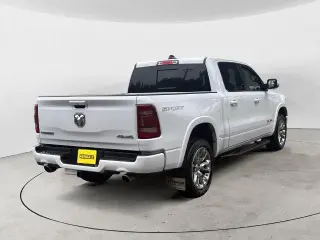 Ram 1500 2022 4x4 Laramie 4dr Crew Cab 5.6 ft. SB Pickup