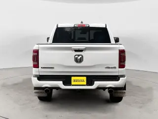 Ram 1500 2022 4x4 Laramie 4dr Crew Cab 5.6 ft. SB Pickup