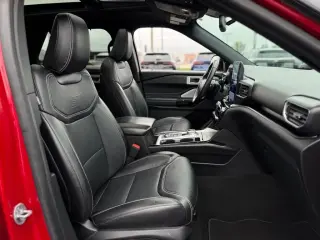 Ford Explorer 2024 AWD ST 4dr SUV