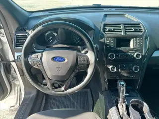 Ford Explorer 2017 XLT 4dr SUV
