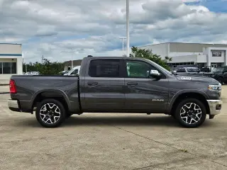 Ram 1500 2026 4x4 Laramie 4dr Crew Cab 5.6 ft. SB Pickup
