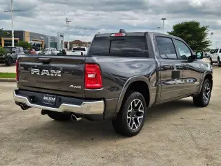 Ram 1500 2026 4x4 Laramie 4dr Crew Cab 5.6 ft. SB Pickup